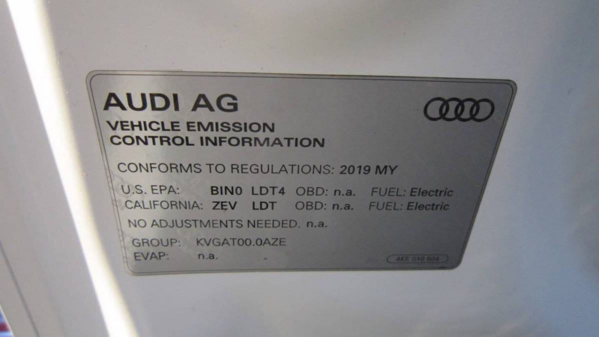 2019 Audi e-tron WA1VAAGE1KB010502