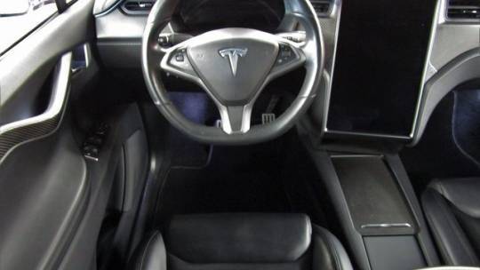 2020 Tesla Model X 5YJXCBE40LF237557