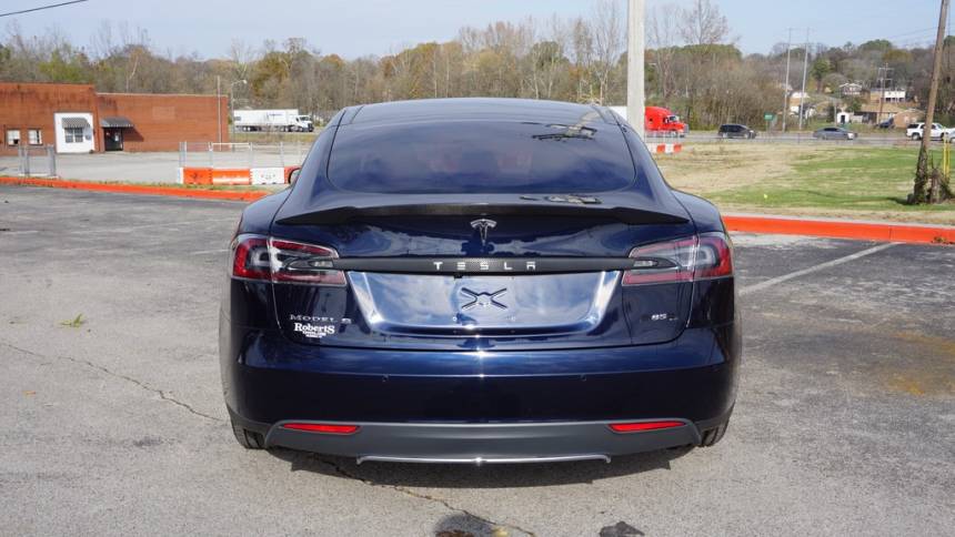 2015 Tesla Model S 5YJSA1H14FF080521