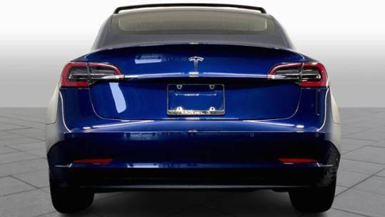 2018 Tesla Model 3 5YJ3E1EAXJF022774