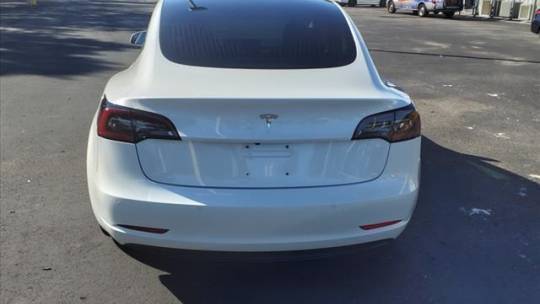 2018 Tesla Model 3 5YJ3E1EA1JF050947