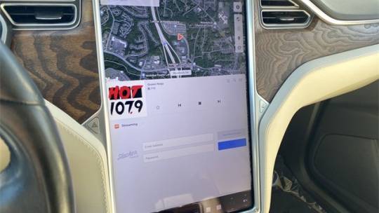2018 Tesla Model X 5YJXCDE23JF087273