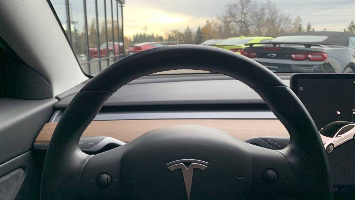 2018 Tesla Model 3 5YJ3E1EB1JF111707