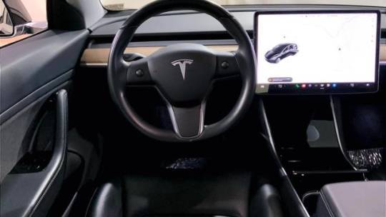 2019 Tesla Model 3 5YJ3E1EB3KF388828