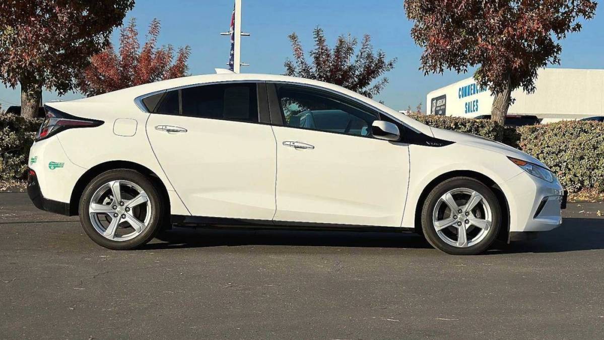 2018 Chevrolet VOLT 1G1RC6S58JU109996