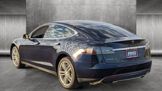 2012 Tesla Model S 5YJSA1DN1CFP02481