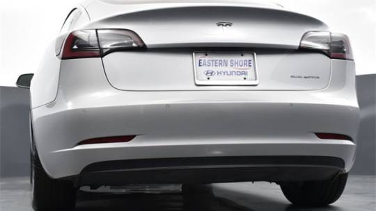 2018 Tesla Model 3 5YJ3E1EB2JF113322