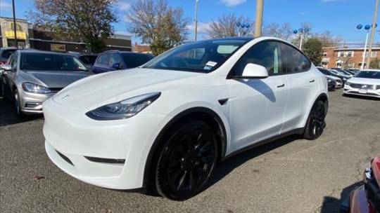 2020 Tesla Model Y 5YJYGDEE6LF033987