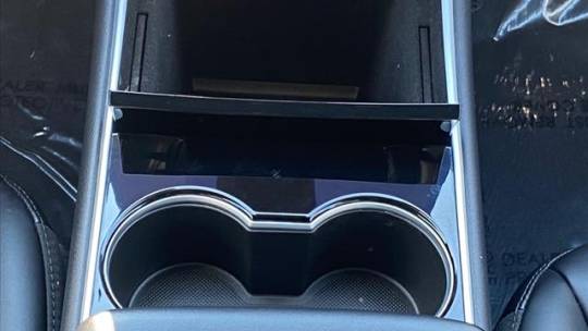 2020 Tesla Model Y 5YJYGDEE6LF033987