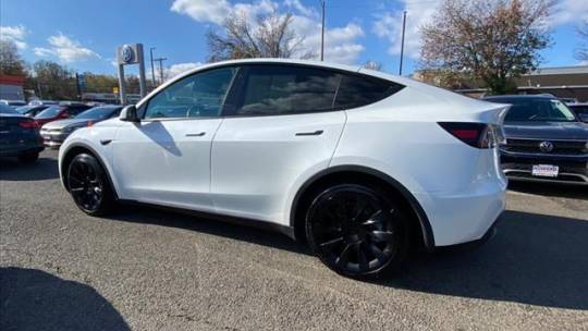 2020 Tesla Model Y 5YJYGDEE6LF033987