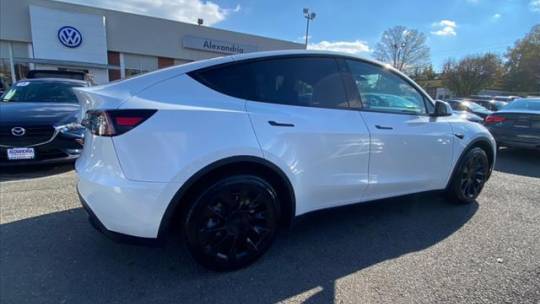 2020 Tesla Model Y 5YJYGDEE6LF033987