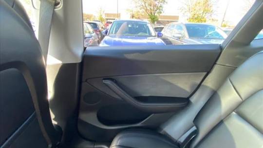 2020 Tesla Model Y 5YJYGDEE6LF033987