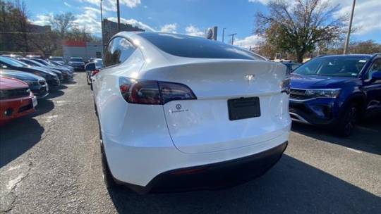 2020 Tesla Model Y 5YJYGDEE6LF033987