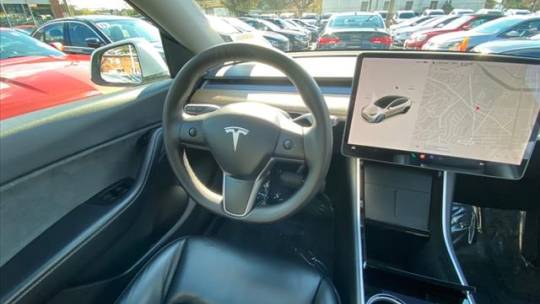 2020 Tesla Model Y 5YJYGDEE6LF033987