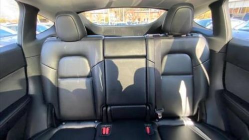 2020 Tesla Model Y 5YJYGDEE6LF033987