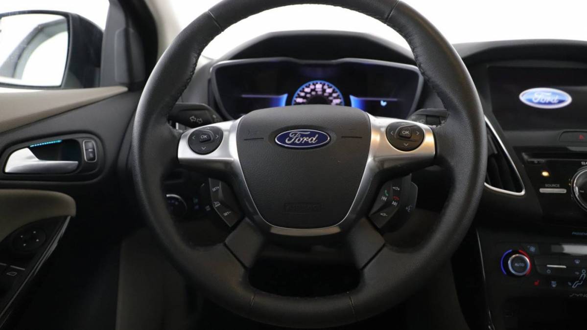 2016 Ford Focus 1FADP3R47GL230346