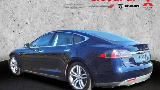 2015 Tesla Model S 5YJSA1H21FF086608