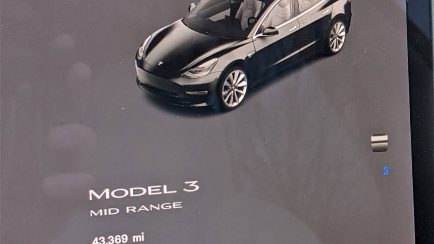 2018 Tesla Model 3 5YJ3E1EA8JF177954