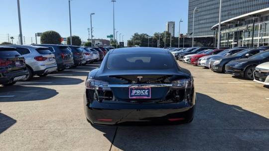 2016 Tesla Model S 5YJSA1E19GF158779