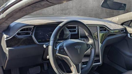 2016 Tesla Model S 5YJSA1E19GF158779