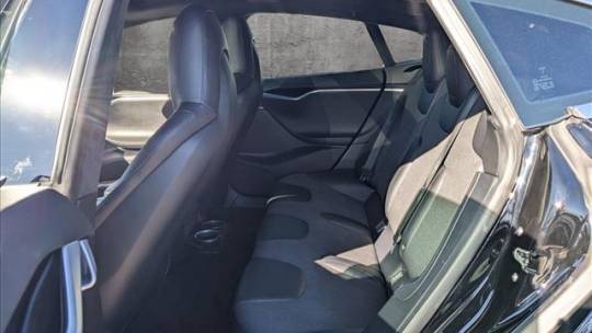 2016 Tesla Model S 5YJSA1E19GF158779