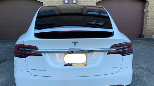 2018 Tesla Model X 5YJXCAE2XJF113978