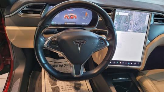 2016 Tesla Model S 5YJSA1E49GF160185