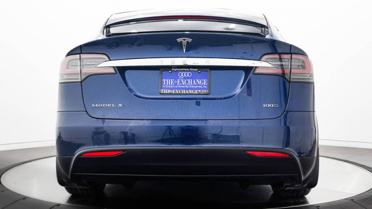 2017 Tesla Model X 5YJXCDE24HF052283