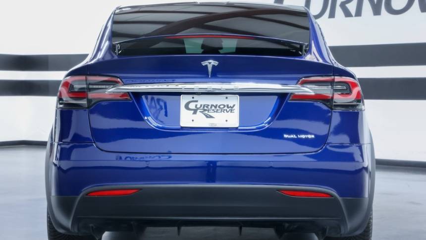 2019 Tesla Model X 5YJXCAE24KF200180