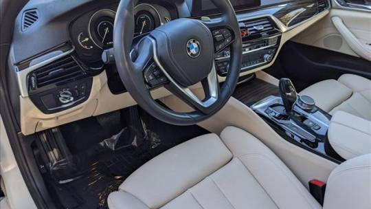 2019 BMW 5 Series WBAJA9C51KB399485