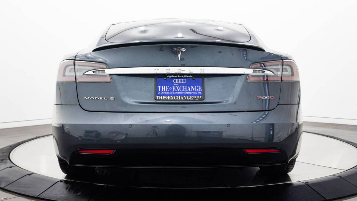 2016 Tesla Model S 5YJSA1E45GF168140