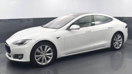 2016 Tesla Model S 5YJSA1E28GF137396