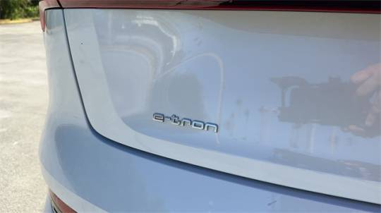 2021 Audi e-tron WA1LAAGE4MB006793