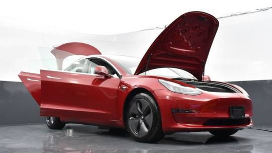 2018 Tesla Model 3 5YJ3E1EB6JF114621