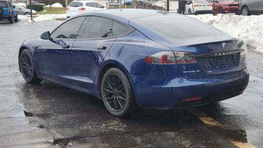 2016 Tesla Model S 5YJSA1E27GF172740