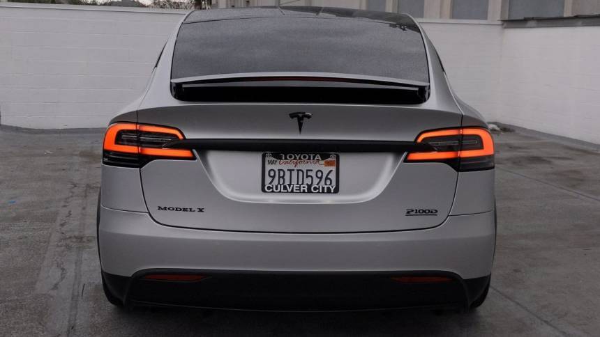 2019 Tesla Model X 5YJXCDE42KF154562