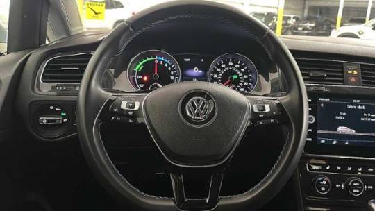 2019 Volkswagen e-Golf WVWKR7AU2KW910760