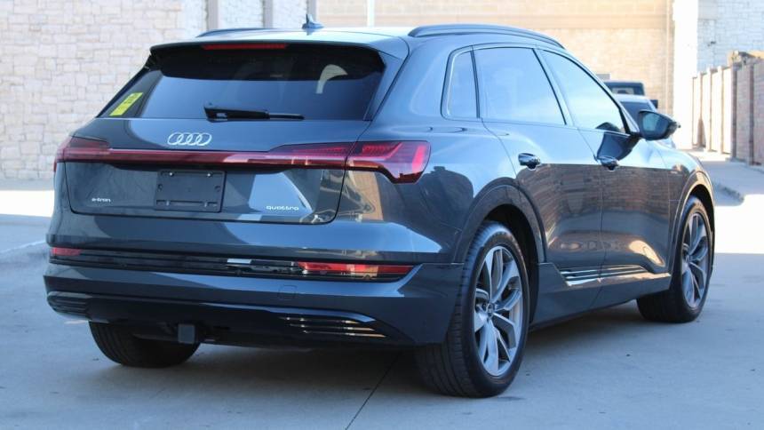 2021 Audi e-tron WA1LAAGE5MB016751