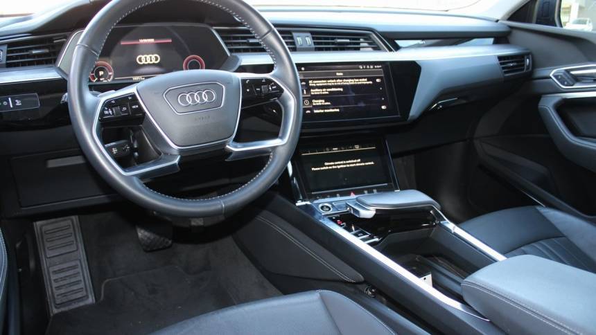 2021 Audi e-tron WA1LAAGE5MB016751