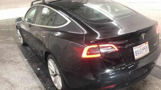 2019 Tesla Model 3 5YJ3E1EB5KF388944