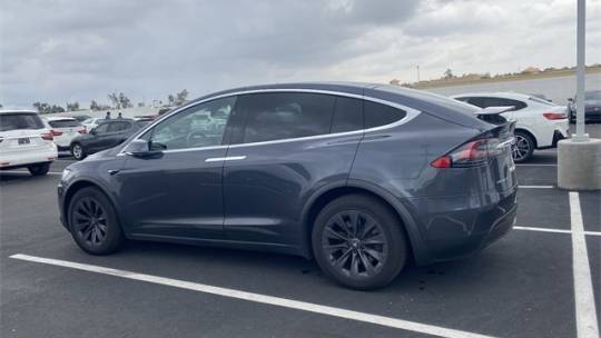 2019 Tesla Model X 5YJXCBE23KF141628