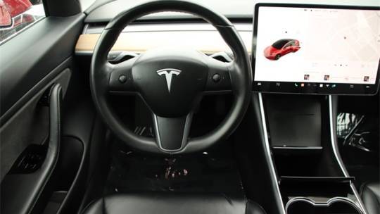 2018 Tesla Model 3 5YJ3E1EBXJF091652