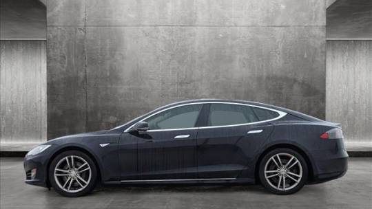 2013 Tesla Model S 5YJSA1AC0DFP10088