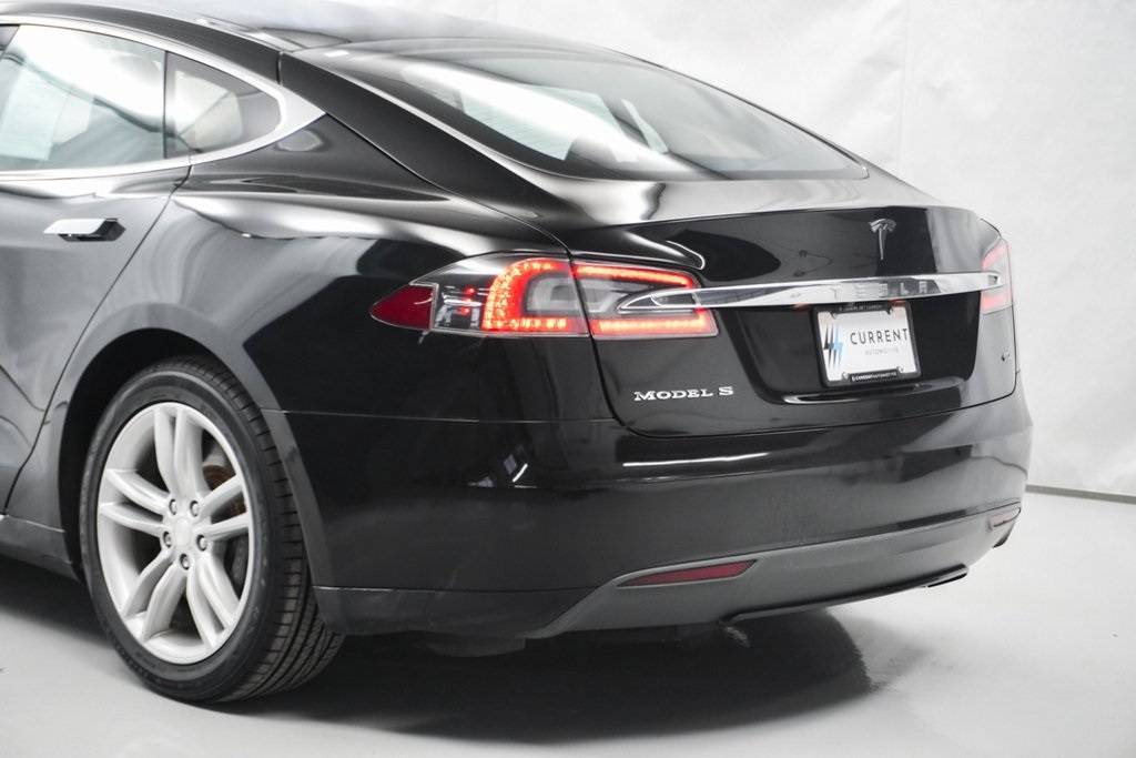 2013 Tesla Model S 5YJSA1AG0DFP13141