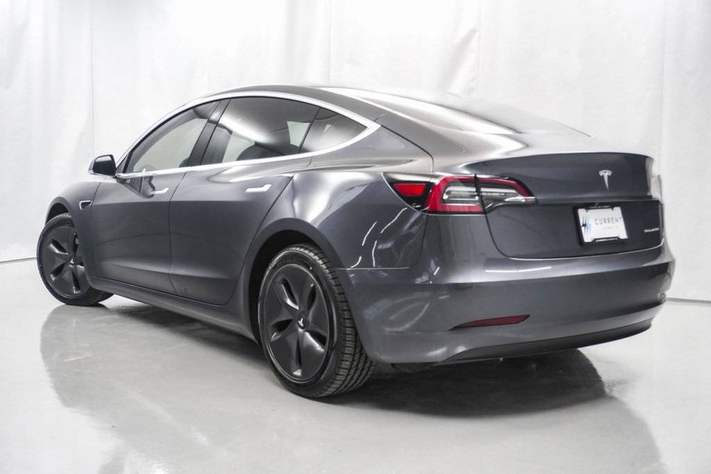 2019 Tesla Model 3 5YJ3E1EB3KF481302