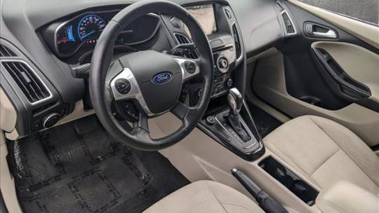 2015 Ford Focus 1FADP3R49FL358375