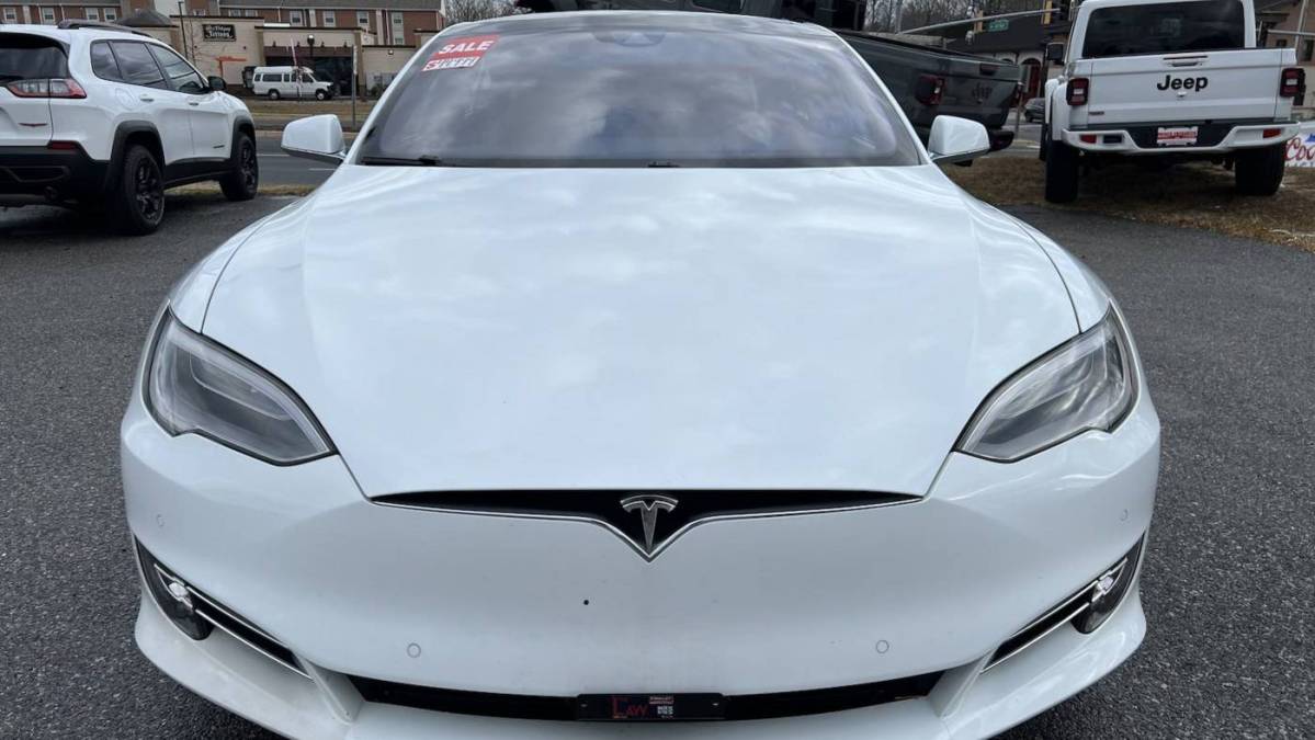 2016 Tesla Model S 5YJSA1E22GF155859