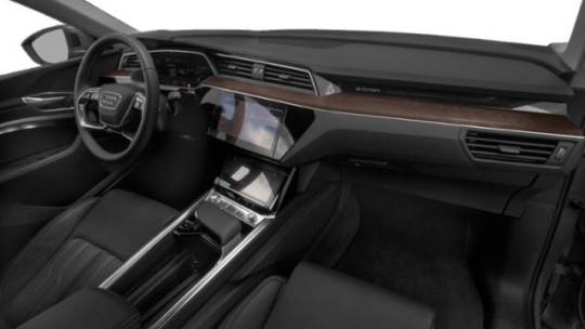 2021 Audi e-tron WA1LAAGE8MB021443