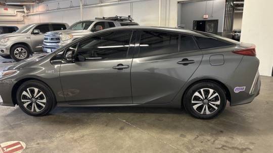 2018 Toyota Prius Prime JTDKARFP2J3099404