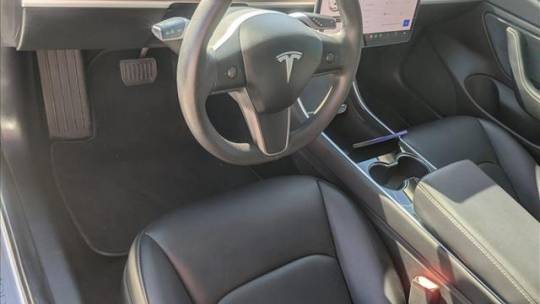 2019 Tesla Model 3 5YJ3E1EA8KF435990